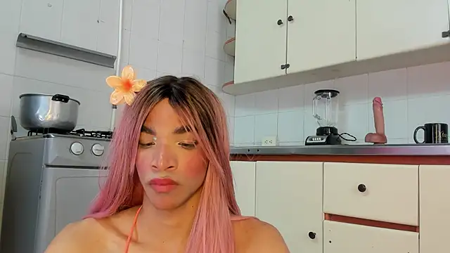 Samantha_Blaze1のウェブカメラショー