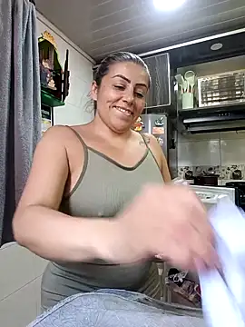 Chat XXX en directo de maynor_1998