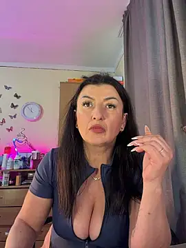 Hotangel75 现场XXX聊天