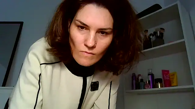 Ms-Lust1- – Naživo XXX chat