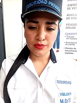 Chat +18 de MAYE__13 ao vivo