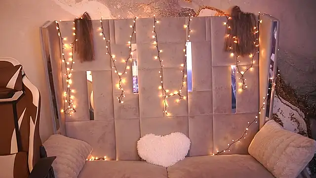 LioraFox – Naživo XXX chat