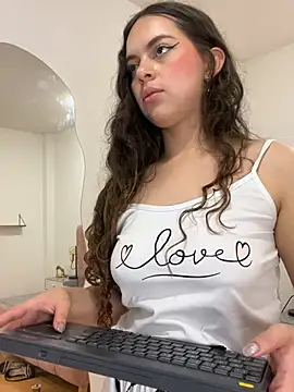 Annie_bonnie_ Adlı Modelin Web Kamerası Şovu