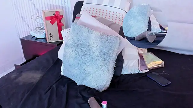 Reginavegaa: απευθείας συνομιλία ΧΧΧ