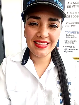 Chatroom XXX en direct de MAYE__13