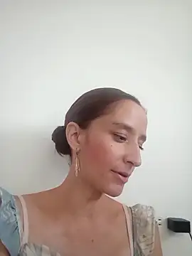 Aurabloom_1 Chat XXX live