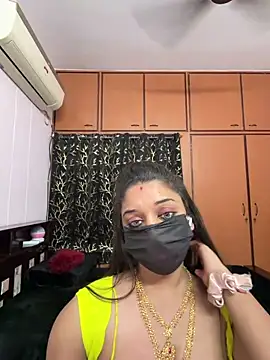 Sirishateluguammai Show in webcam