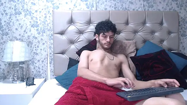 LuckySammer: онлайн-секс-чат