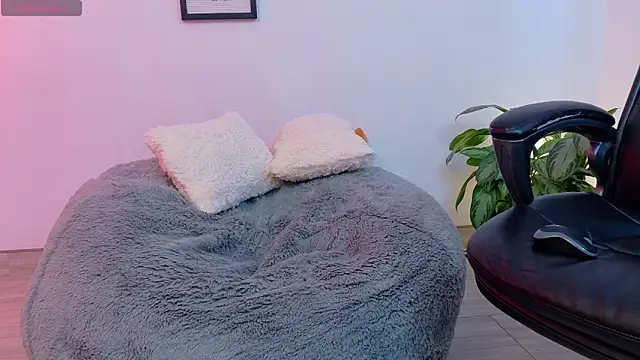 Elian_savoy Pertunjukan Webcam