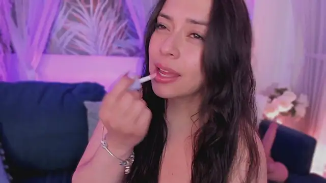 Nicolle_Wn Webbikameraesitys