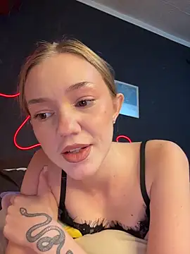 Chat XXX ao vivo de MilaMoone