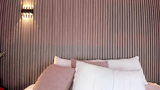 CaitlynCouper – Naživo XXX chat