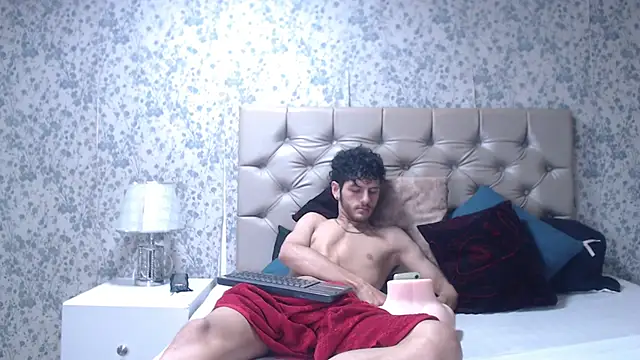 Show modela LuckySammer na web-kameri