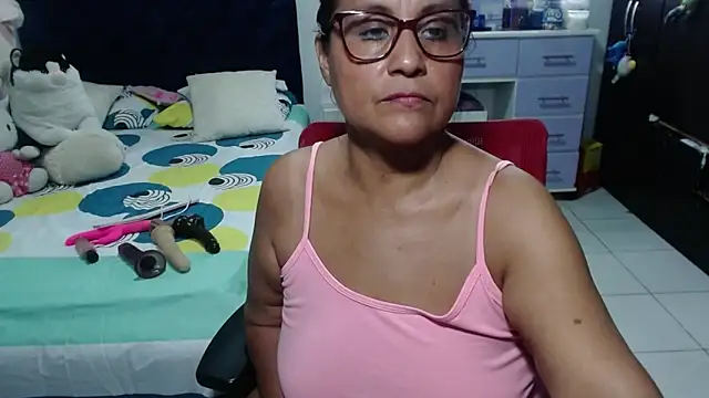 Chat XXX en directo de pervert_mommy_