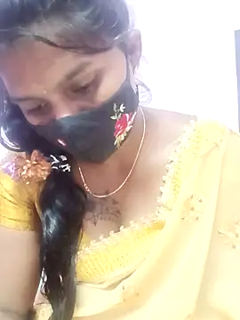 Tamil_Hot_Anu élő XXX-chatje