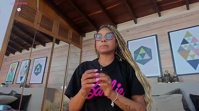 AriaFoster élő XXX-chatje