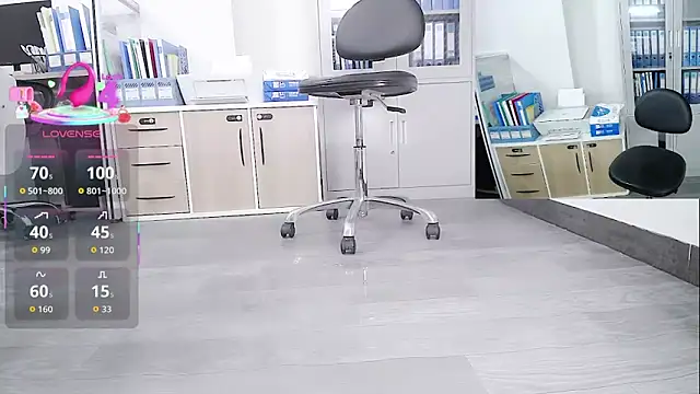 Saffron_10 – Naživo XXX chat