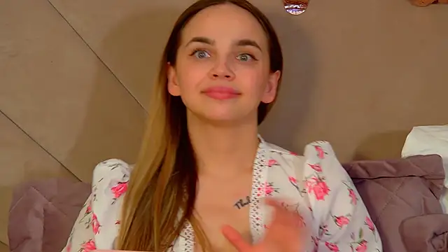 Chat +18 de AnitaVenture ao vivo