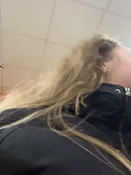 Sara_Slow – Kamerová šou