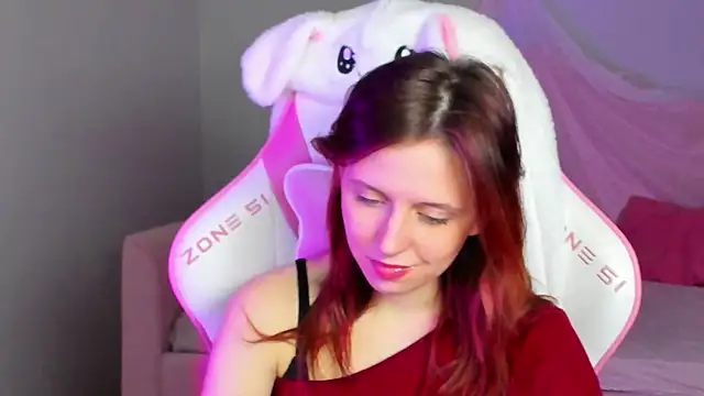 FreyaVey Chat XXX in diretta