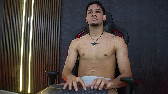 Онлайн чат XXX JakeMoxley