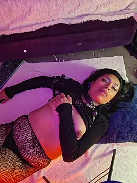 Roxanne_Han লাইভ XXX চ্যাট