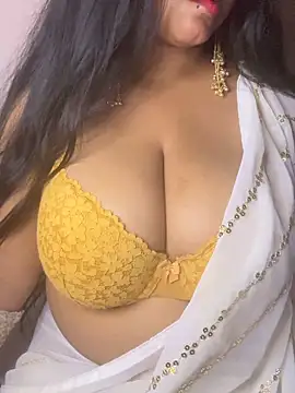 Chat +18 de GLaM_GoDdEsS_143 ao vivo