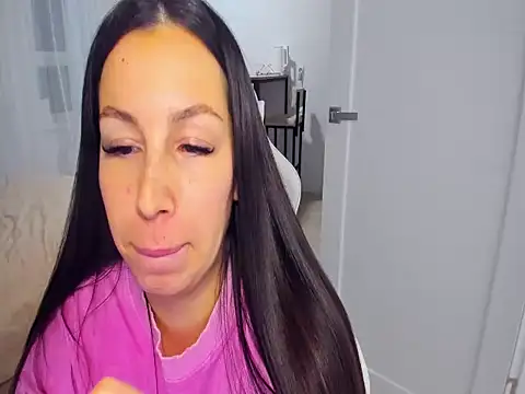 XXX chat uživo modela AvisFlowers