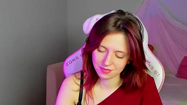 Chat +18 de FreyaVey ao vivo