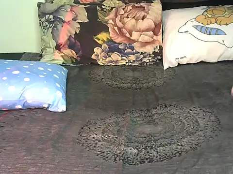 Bella_cute01 Webcam Show