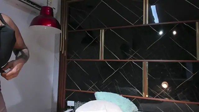 دردشة HannyThompson الجنسية المباشرة