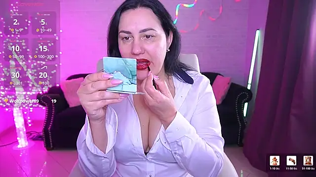 Show modela VelvetLuck na web-kameri