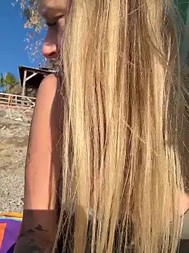 Betsy: απευθείας συνομιλία ΧΧΧ