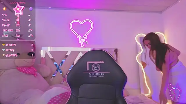 SABRIINA_TAY: онлайн-секс-чат