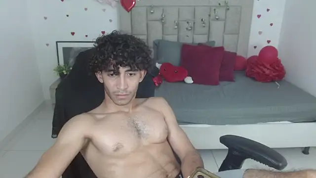 Caius_fox élő XXX-chatje