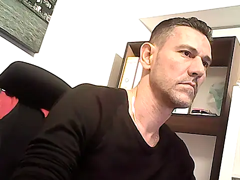 Chat XXX en directo de mastercharisma35