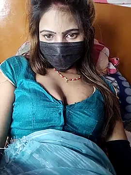 CUTI-NAINA Chat XXX in diretta