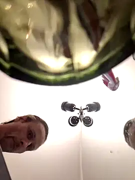 Онлайн чат XXX robertoluongo71