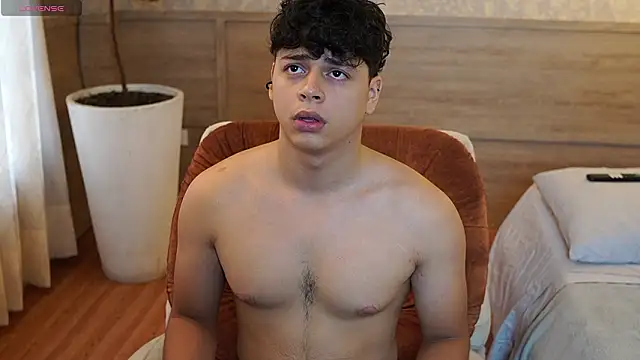 Chat +18 de Ethan_occonor ao vivo