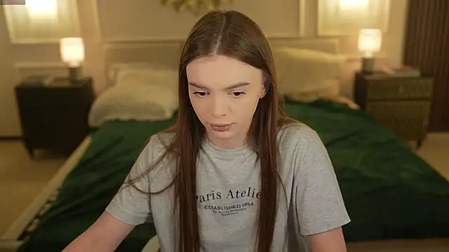 Luna_secretgirlのライブXXXチャット