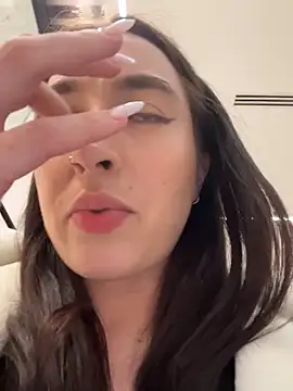 Holly_Play: онлайн-секс-чат