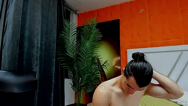 maxi_styles Adlı Modelin Canlı XXX Sohbeti