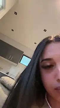 LilMisIndianx's Live XXX Chat