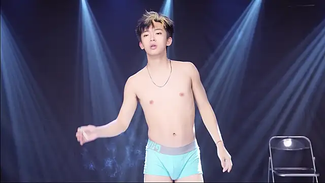 BTS-007: онлайн-секс-чат