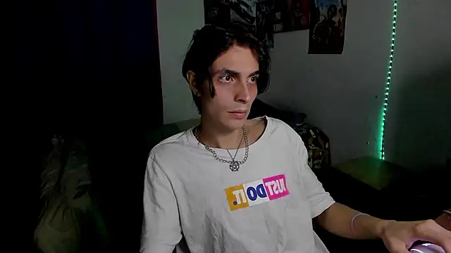 golden_ryyan: απευθείας συνομιλία ΧΧΧ