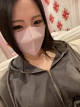 Živý XXX chat Lemo_chann_