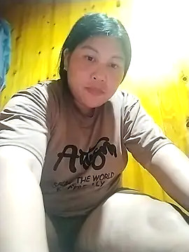 kussecka élő XXX-chatje