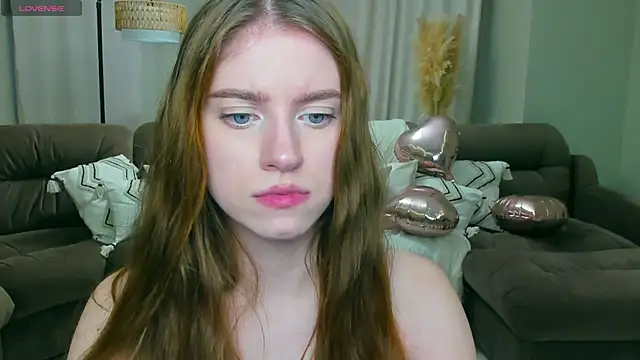 Erica_Kiss 现场XXX聊天