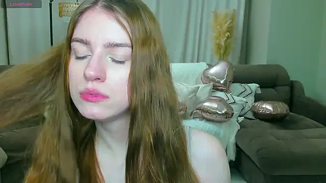 Chat +18 de Erica_Kiss ao vivo