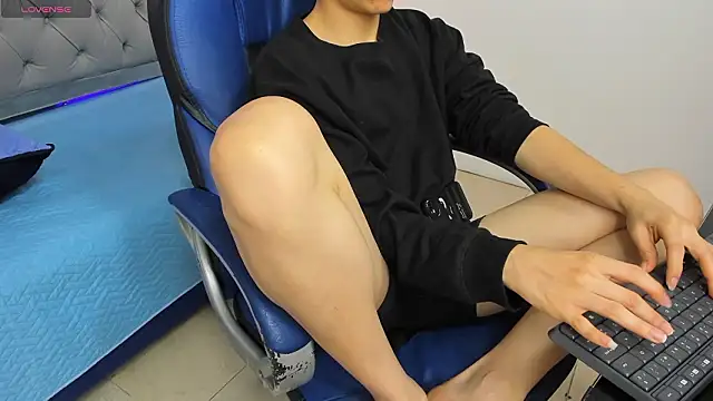 SamBlack_ Adlı Modelin Canlı XXX Sohbeti